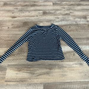 Hollister Long Sleeve Size M